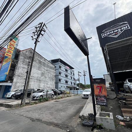 Terminal2 Hotel Phuket Exterior foto