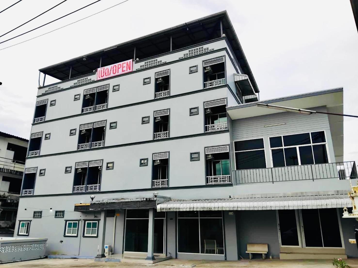 Terminal2 Hotel Phuket Exterior foto